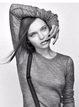 Dominika  Gallery
