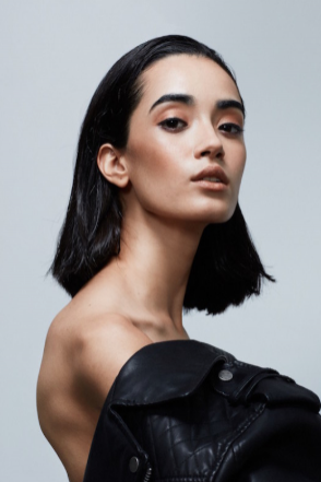 Larissa  Gallery