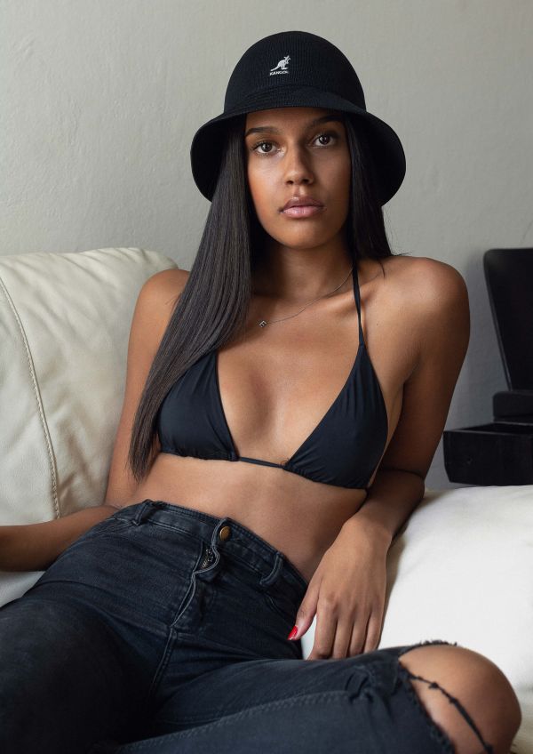 Emma  Gallery
