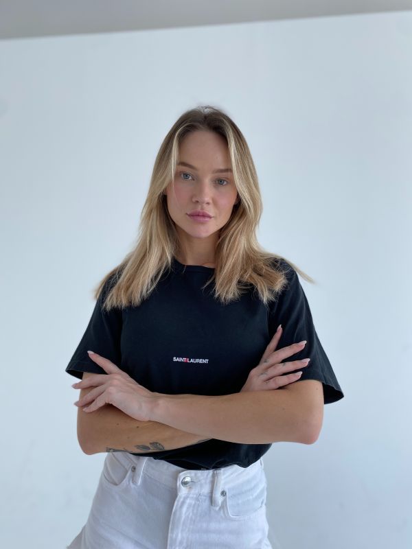 Tana  Gallery