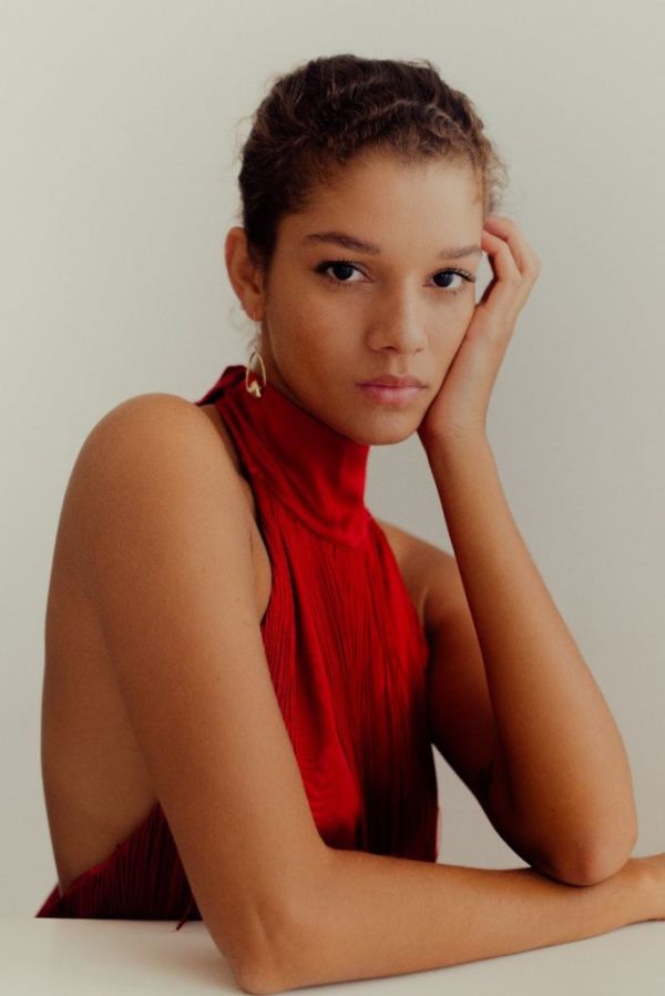 Camila  Gallery
