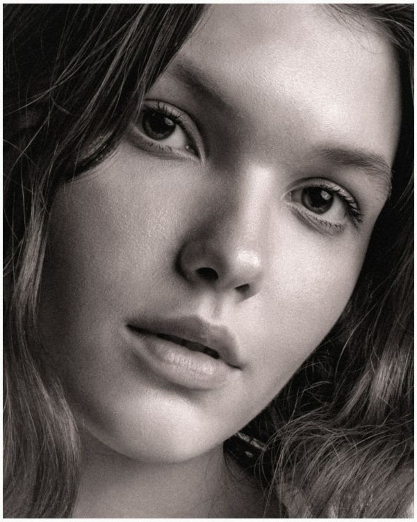 Elvina  Gallery