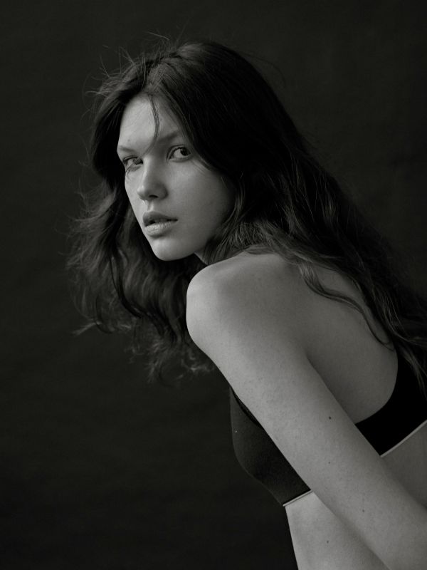 Elvina  Gallery