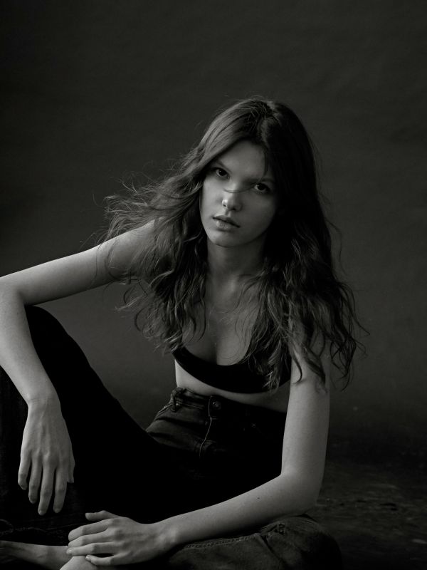 Elvina  Gallery