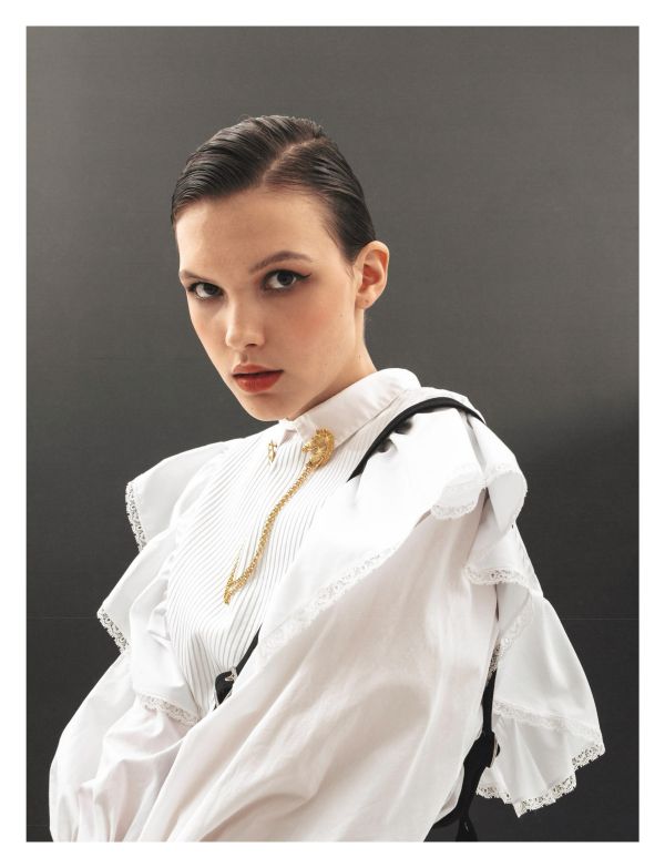 Elvina  Gallery