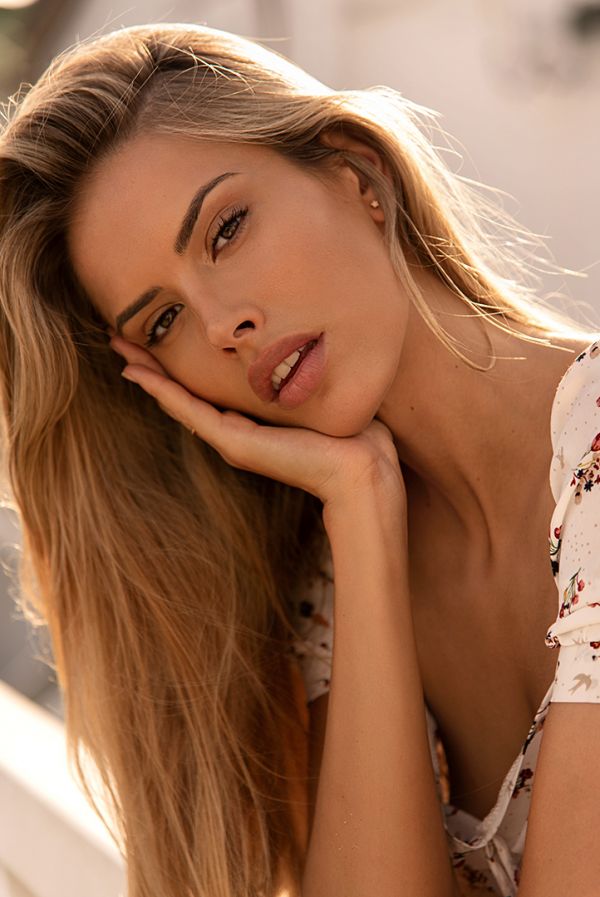 Raquel B  Gallery